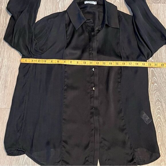 FRAME Silk Chiffon Gathered Shoulder Center Pleat Button Up cuff blouse M - Picture 8 of 11